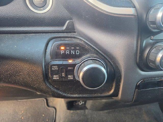 2020 RAM 1500 Big Horn 4x4 Quad Cab 6'4" Box