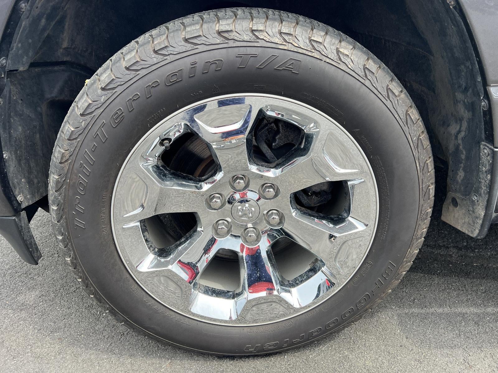 2022 RAM 1500 Big Horn 4x4 Crew Cab 5'7" Box