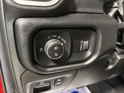 2022 RAM 1500 Big Horn 4x4 Crew Cab 5'7" Box