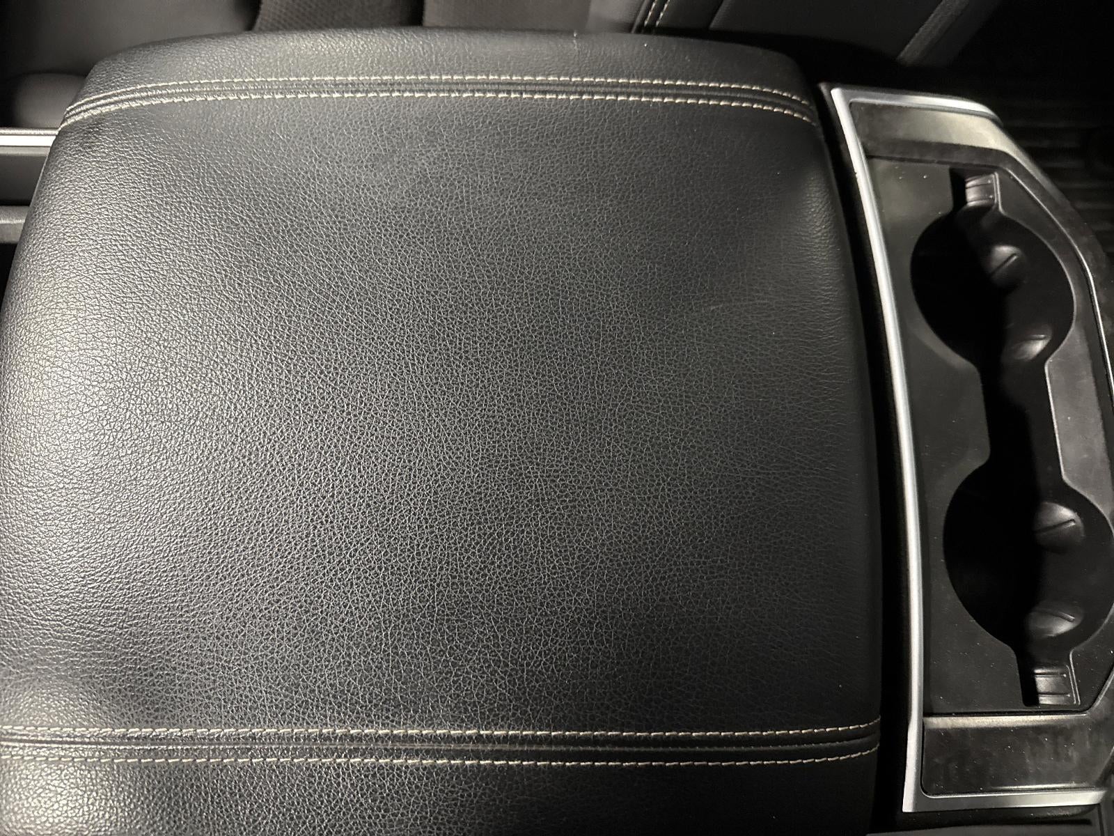 2022 RAM 1500 Big Horn 4x4 Crew Cab 5'7" Box