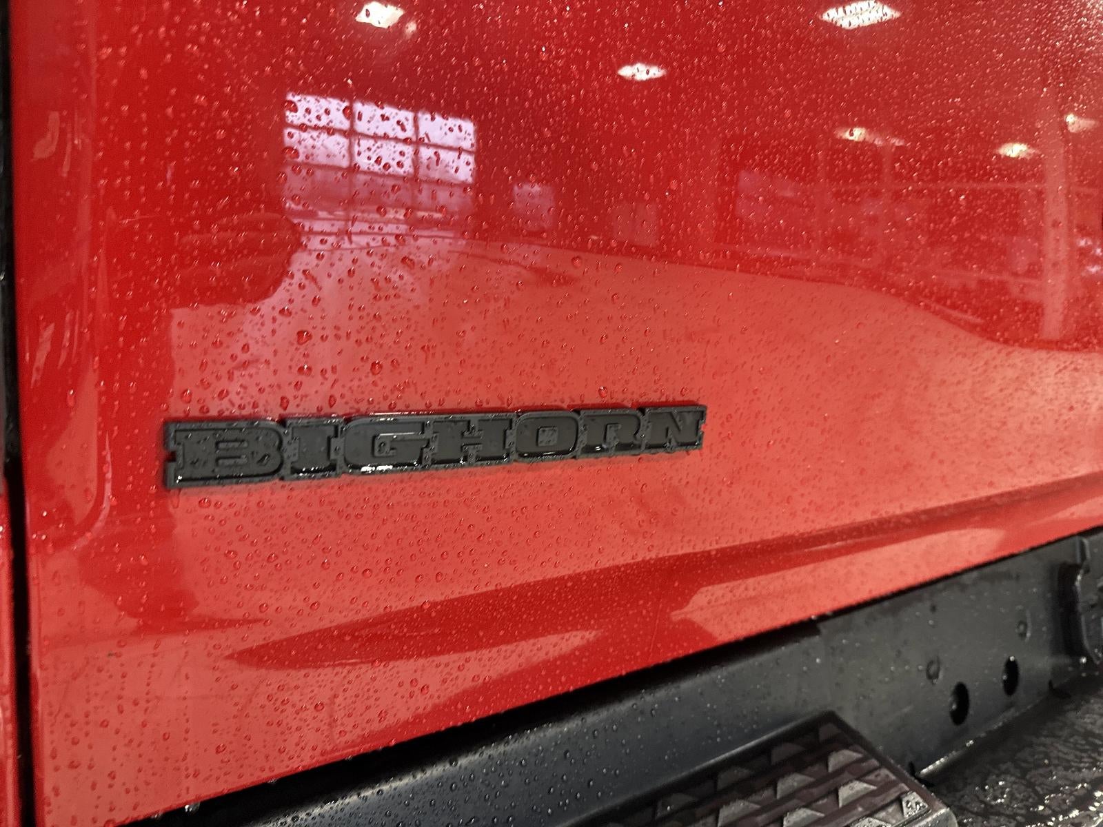 2022 RAM 1500 Big Horn 4x4 Crew Cab 5'7" Box