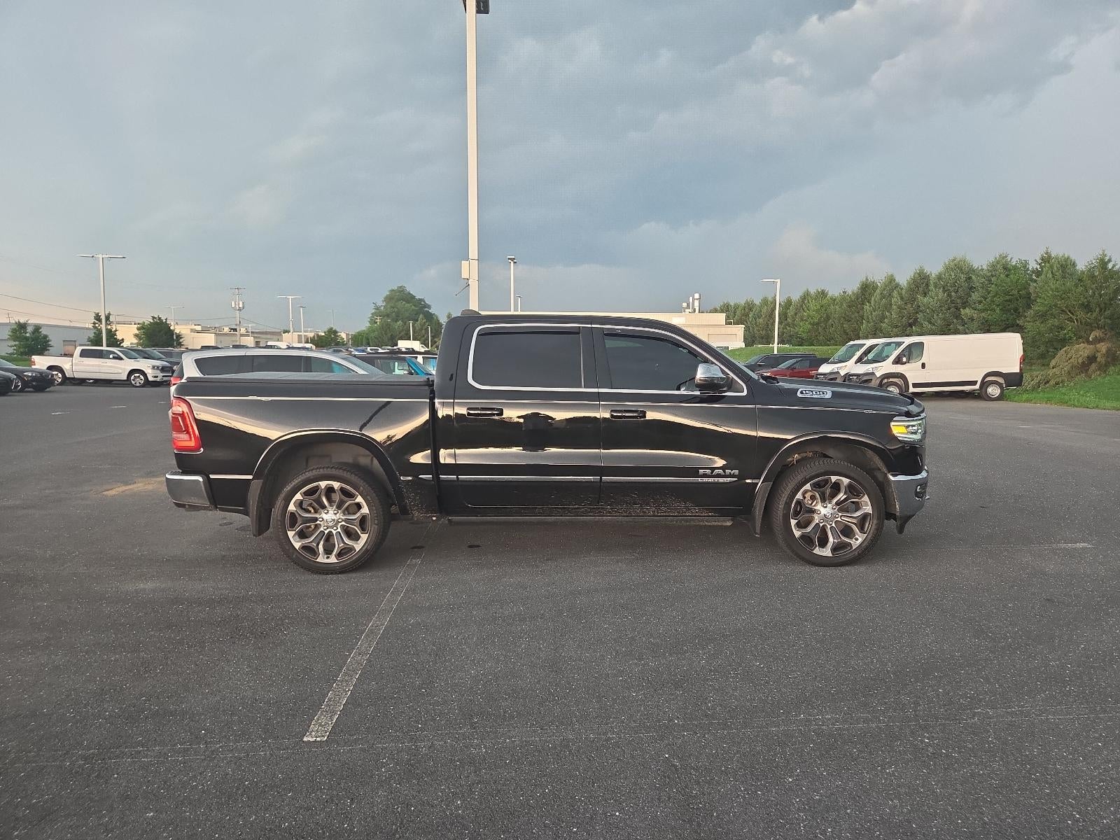 2024 RAM 1500 Limited 4x4 Crew Cab 5'7" Box