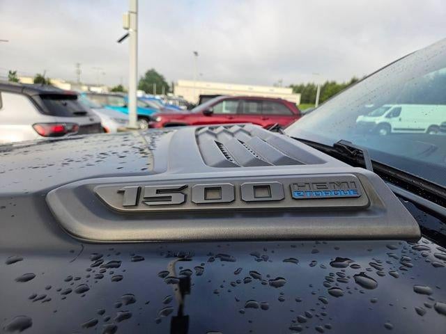 2021 RAM 1500 Limited 4x4 Crew Cab 5'7" Box