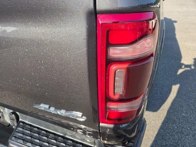 2019 RAM 1500 Limited 4x4 Crew Cab 5'7" Box