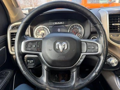 2019 RAM 1500 Laramie 4x4 Crew Cab 5'7" Box