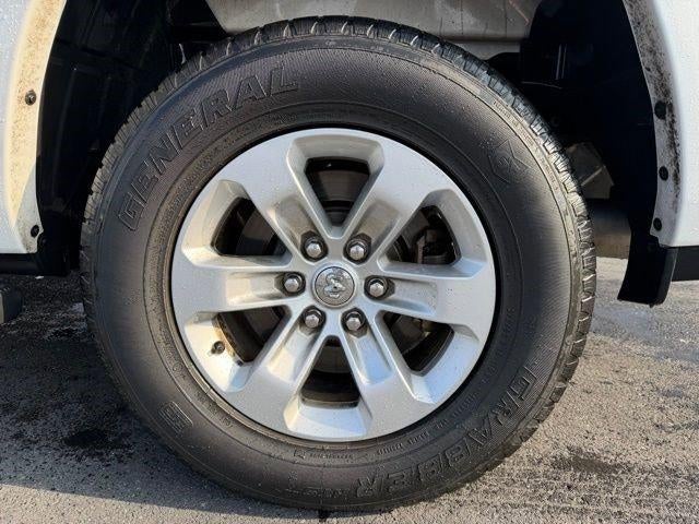 2019 RAM 1500 Laramie 4x4 Crew Cab 5'7" Box