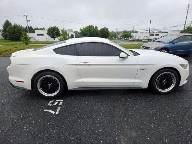 2017 Ford Mustang GT Premium Fastback