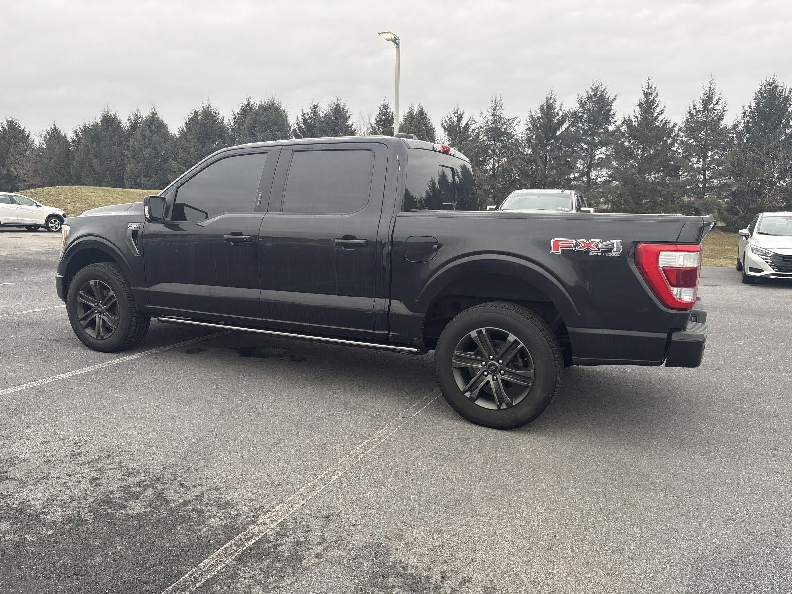 2021 Ford F-150 LARIAT 4WD SuperCrew 5.5' Box