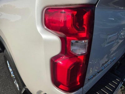 2021 Chevrolet Silverado 2500 HD Crew Cab Standard Box 4-Wheel Drive High Country