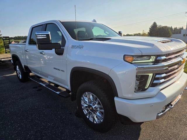 2021 Chevrolet Silverado 2500 HD Crew Cab Standard Box 4-Wheel Drive High Country