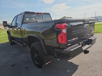 2024 Chevrolet Silverado 2500 HD Crew Cab Standard Box 4-Wheel Drive ZR2