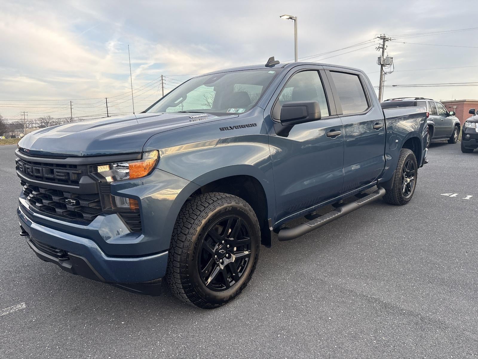 2024 Chevrolet Silverado 1500 Crew Cab Short Box 4-Wheel Drive Custom