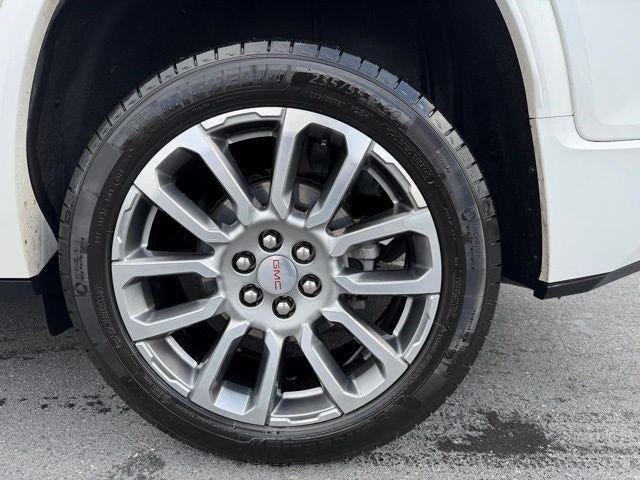 2023 GMC Acadia AWD Denali