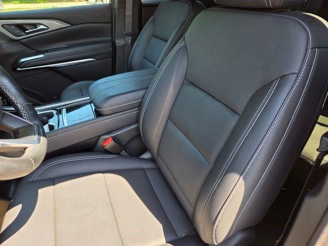 2024 Chevrolet Traverse LT w/2LT