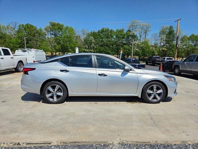 2022 Nissan Altima 2.5 SV AWD Sedan
