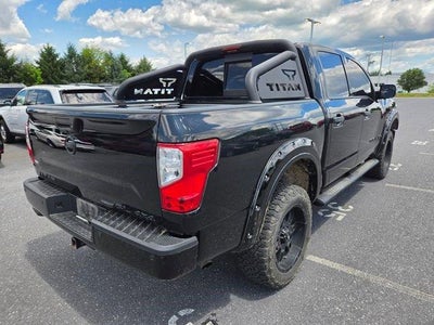 2019 Nissan Titan 4x4 Crew Cab SL