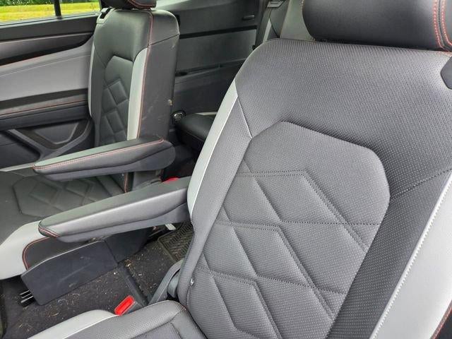 2024 Volkswagen Atlas 2.0T Peak Edition SE w/Technology 4MOTION