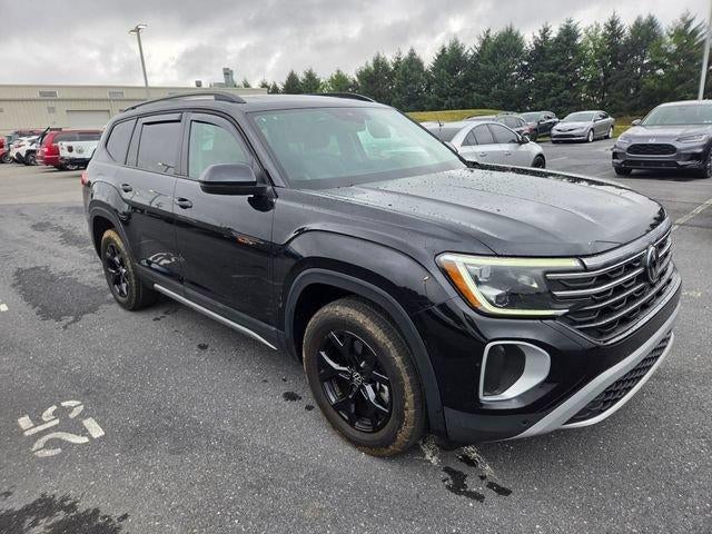 2024 Volkswagen Atlas 2.0T Peak Edition SE w/Technology 4MOTION