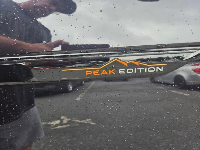 2024 Volkswagen Atlas 2.0T Peak Edition SE w/Technology 4MOTION