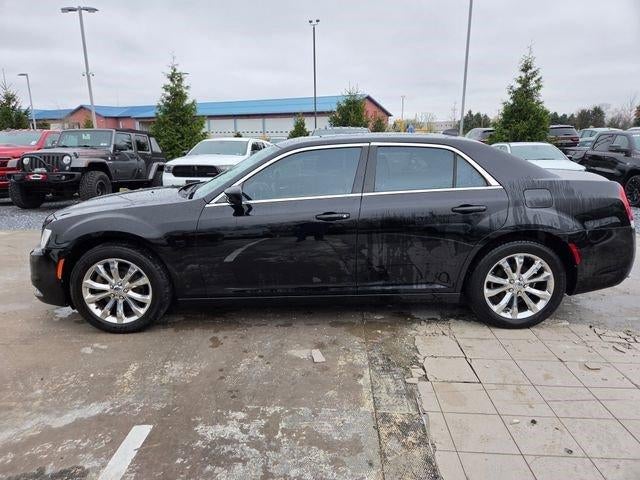 2016 Chrysler 300 4dr Sdn Limited AWD