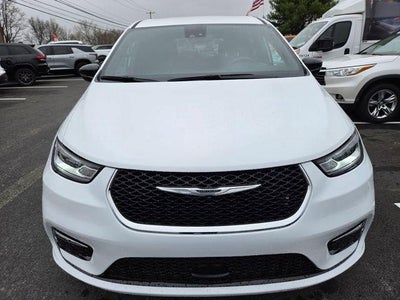 2025 Chrysler Pacifica Select FWD