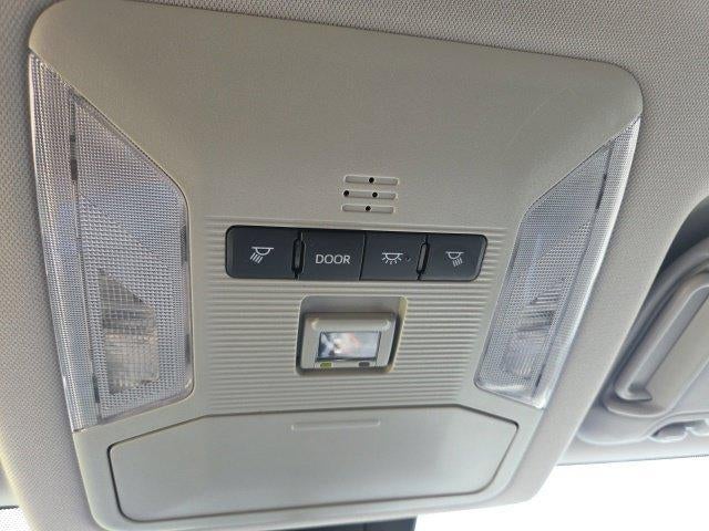 2025 Toyota RAV4 XLE AWD (Natl)