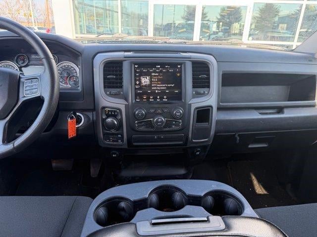 2021 RAM 1500 Classic Tradesman 4x4 Crew Cab 5'7" Box