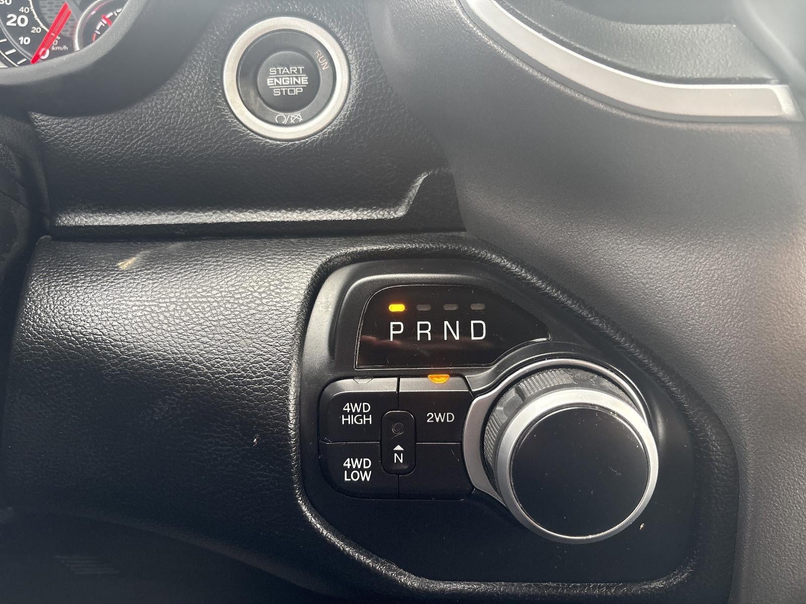 2020 RAM 2500 Big Horn 4x4 Crew Cab 6'4" Box