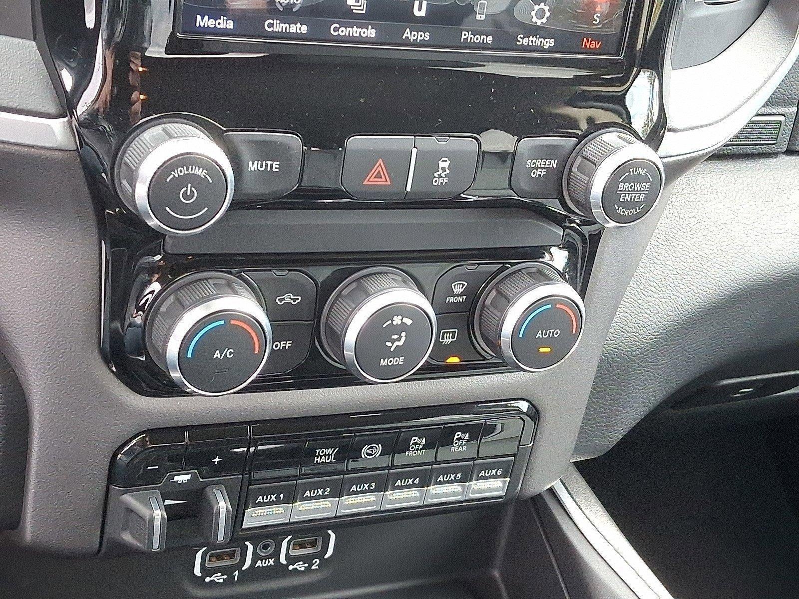 2020 RAM 2500 Big Horn 4x4 Crew Cab 6'4" Box