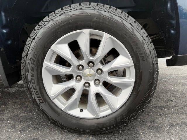 2020 Chevrolet Silverado 1500 Crew Cab Short Box 4-Wheel Drive Custom