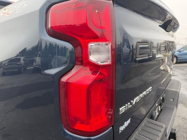2020 Chevrolet Silverado 1500 Crew Cab Short Box 4-Wheel Drive Custom