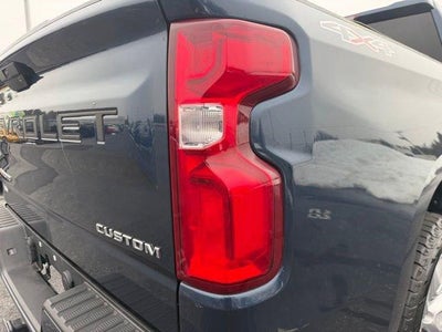 2020 Chevrolet Silverado 1500 Crew Cab Short Box 4-Wheel Drive Custom