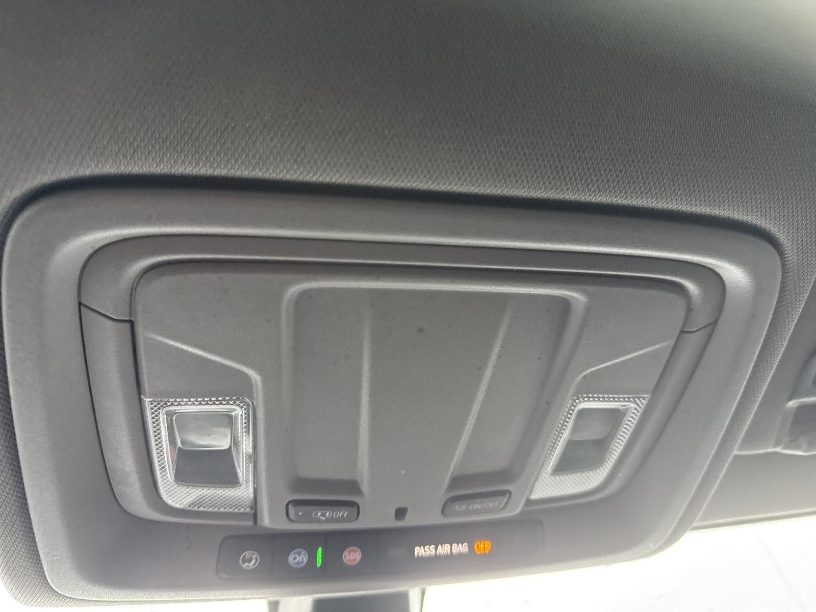 2021 Chevrolet Silverado 1500 Crew Cab Short Box 4-Wheel Drive Custom Trail Boss