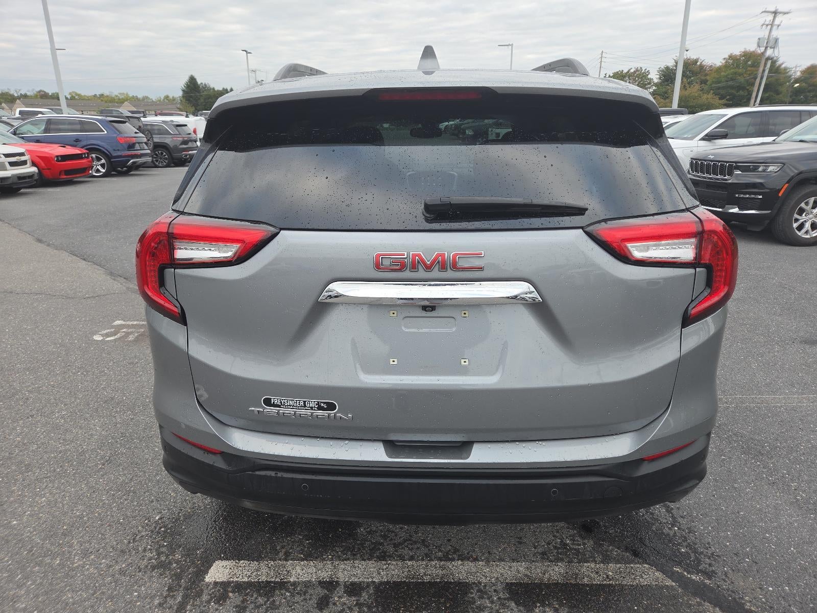 2023 GMC Terrain FWD 4dr SLE