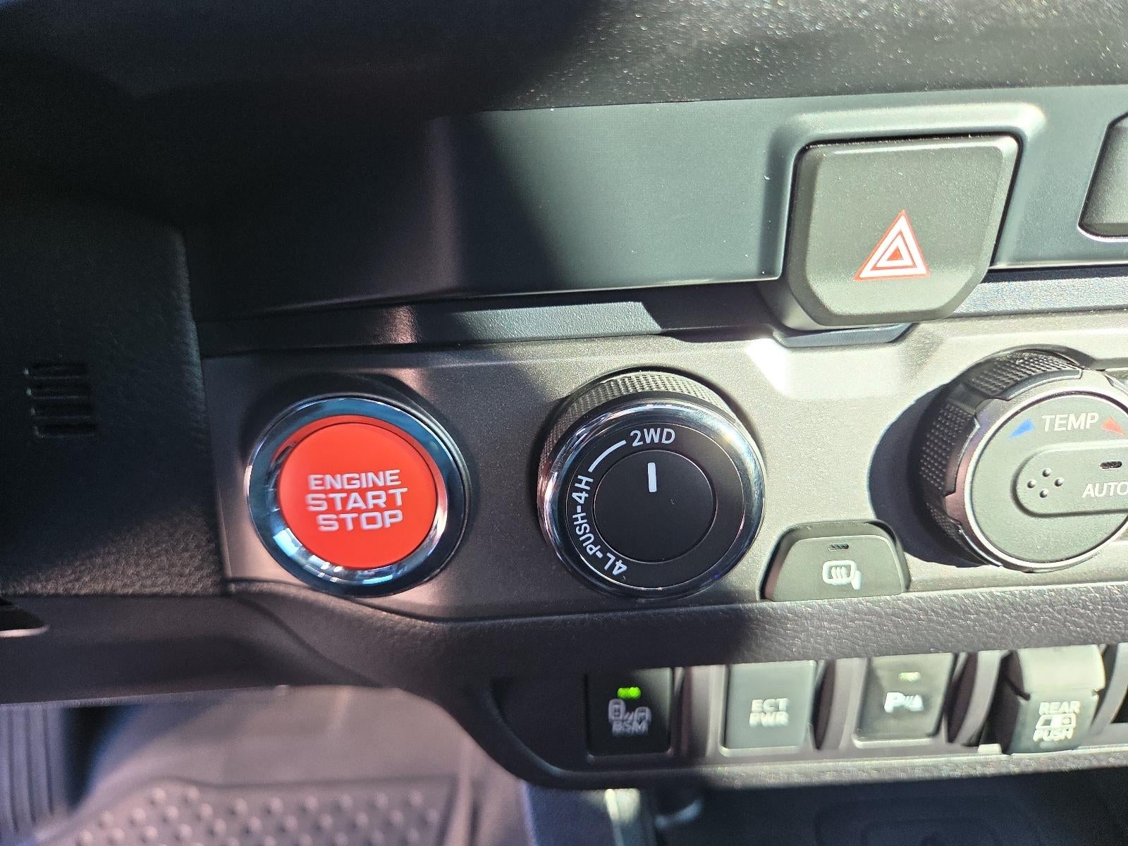2021 Toyota Tacoma 4WD 4WD TRD Off Road Double Cab 5' Bed V6 AT (Natl)