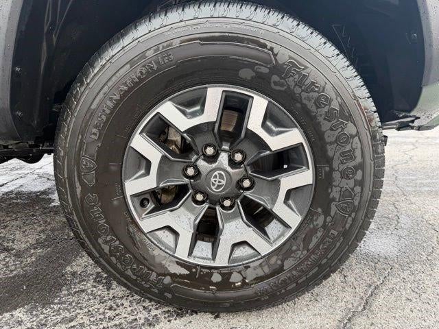 2021 Toyota Tacoma 4WD 4WD SR Double Cab 5' Bed V6 AT (GS)