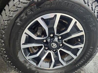 2022 Toyota Tacoma 4WD 4WD TRD Sport Double Cab 6' Bed V6 AT (Natl)