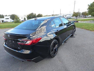 2025 Toyota Camry SE (SE)