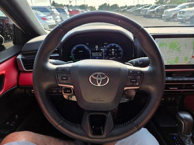 2025 Toyota Camry XSE (Natl)
