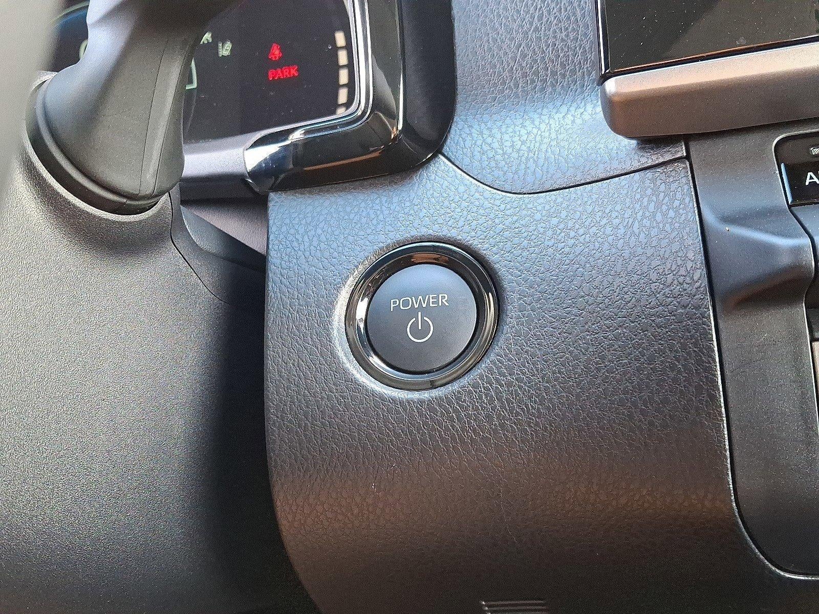 2025 Toyota Camry LE AWD (Natl)