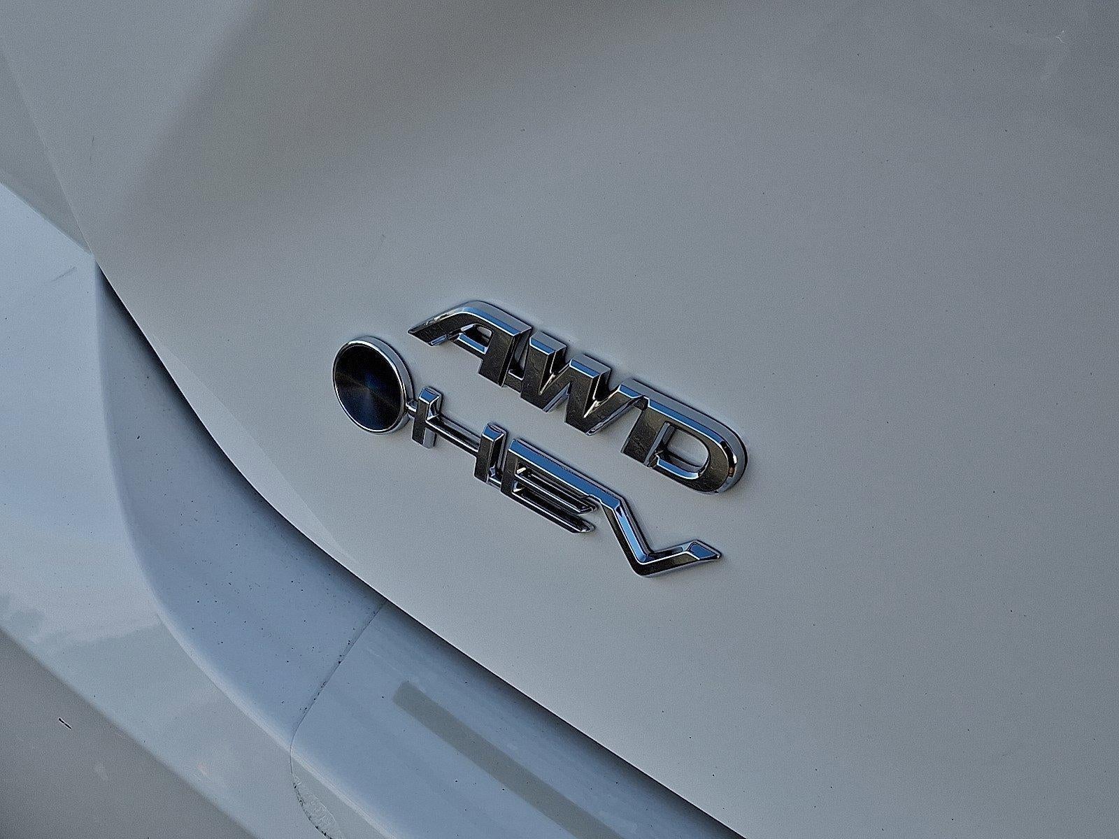 2025 Toyota Camry LE AWD (Natl)