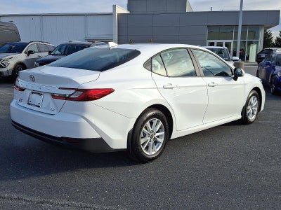 2025 Toyota Camry LE AWD (Natl)