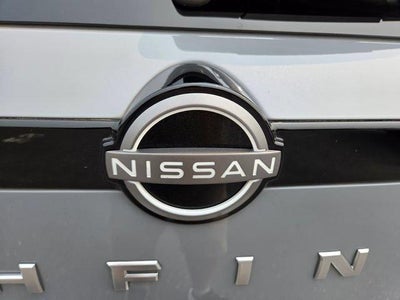 2024 Nissan Pathfinder SL 4WD