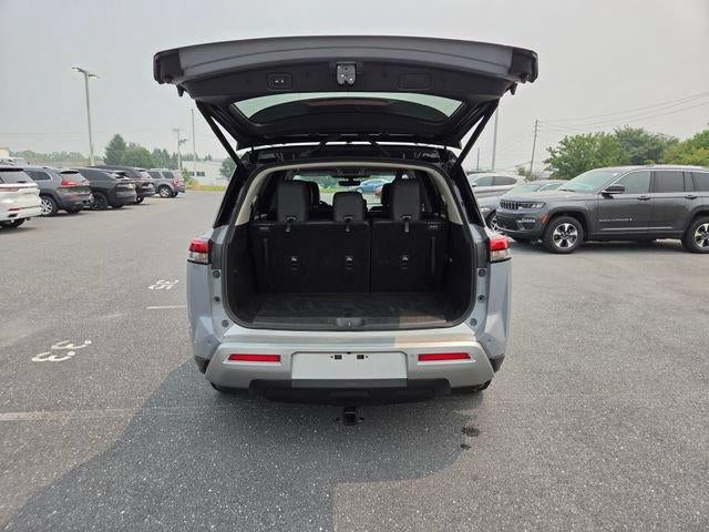 2024 Nissan Pathfinder SL 4WD