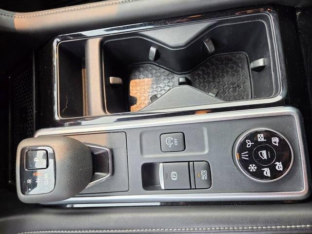 2024 Nissan Pathfinder SL 4WD