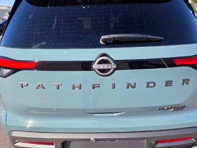 2026 Nissan Pathfinder Platinum 4WD