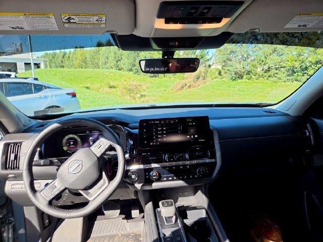 2026 Nissan Pathfinder Platinum 4WD