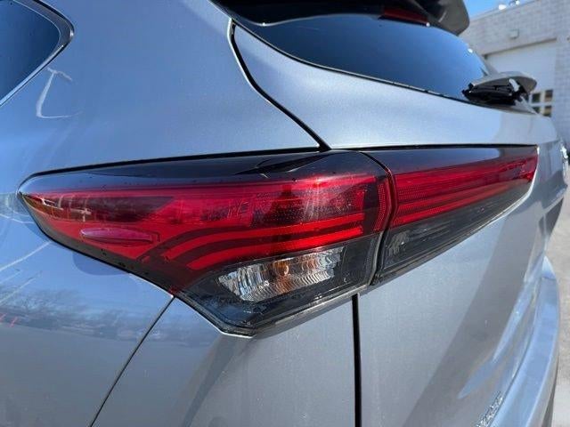 2021 Toyota Highlander LE AWD (SE)