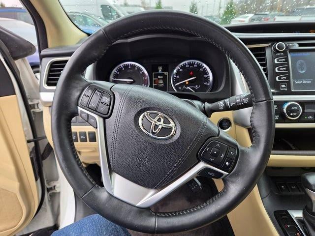 2016 Toyota Highlander AWD 4dr V6 Limited (Natl)