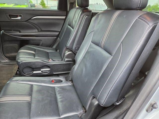 2017 Toyota Highlander SE V6 AWD (Natl)